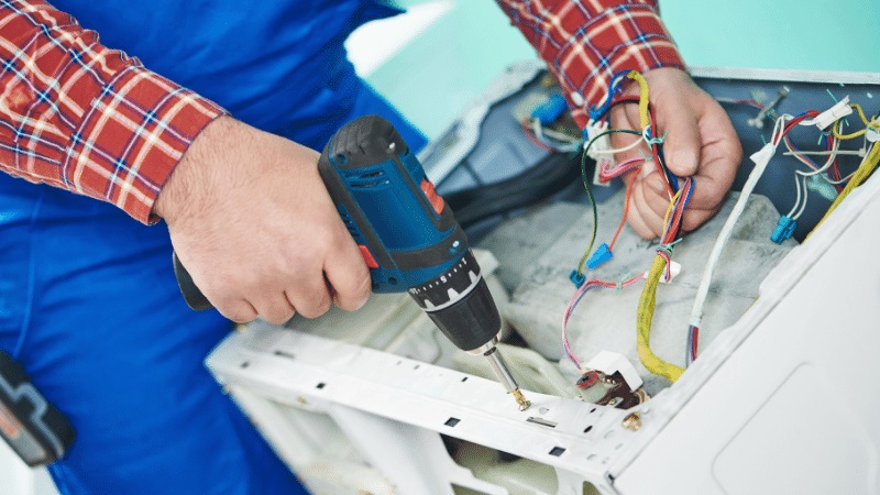 Yenimahalle İtimat İtimat çamaşır makinesi kart tamiri – Su almama arızası orijinal parça ile giderildi. - Teknik servis örneği